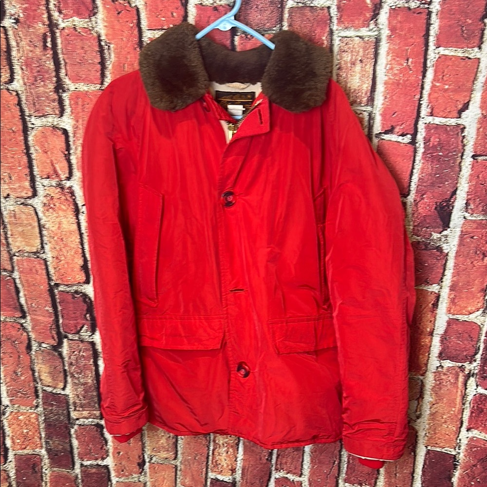 Vintage Eddie Bauer Red Down women Jacket with Brown fur Collar size xl